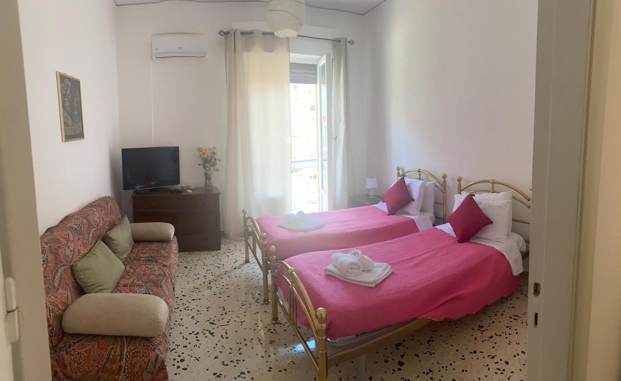 Serradifalco Cozy House Di Enza E Luigi Palermo